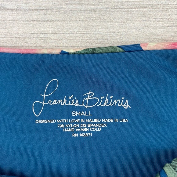 SOLD! Frankies Bikinis Valentina Bottom Pink Peony - Picture 7 of 7